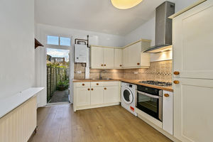 Kitchen Breakfast Room- click for photo gallery